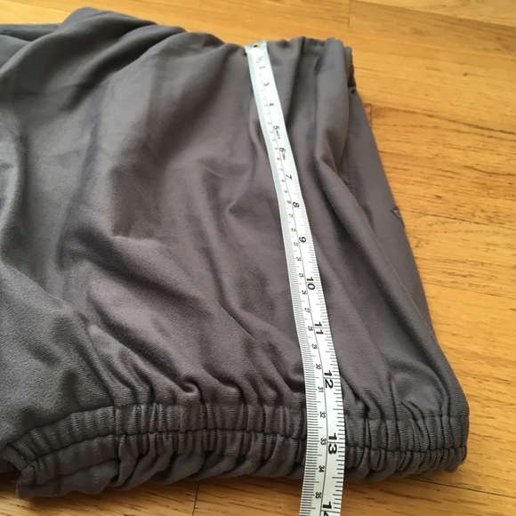 Prana active shorts - Picture 2 of 5